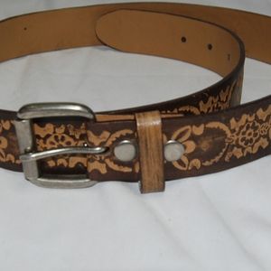 Genuine Leather Floral Design Belt Sz L